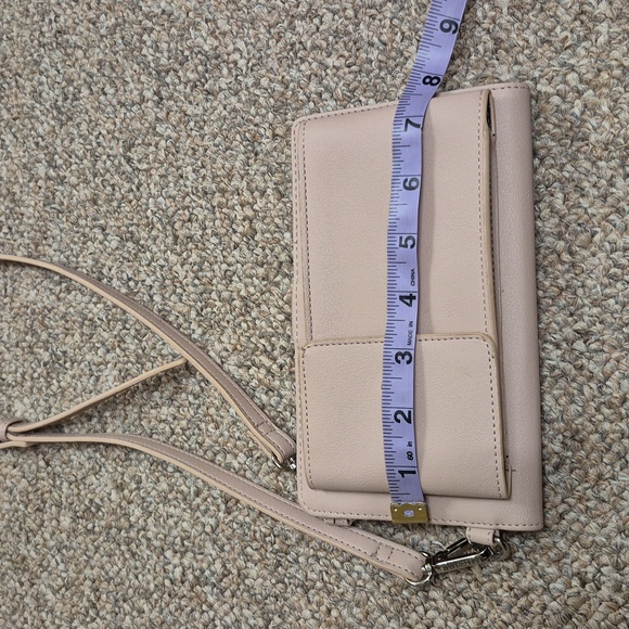 Steve Madden Light Pink Wallet Crossbody Purse EUC - Picture 8 of 10